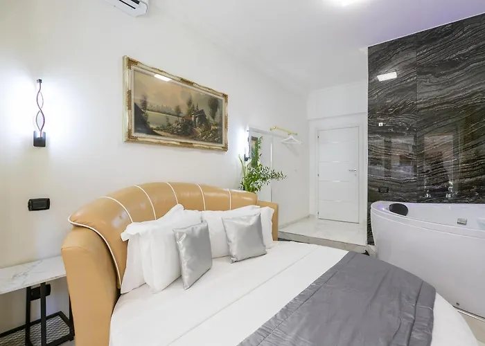 Gregorio Vii Luxury San Damaso Hotel 3*