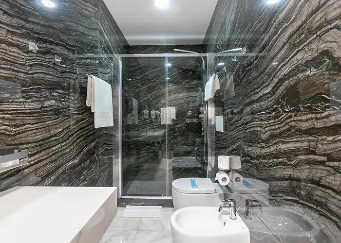 Hotel Gregorio Vii Luxury San Damaso 3*