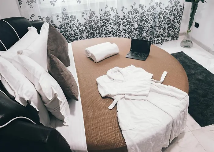 Gregorio Vii Luxury San Damaso Hotel