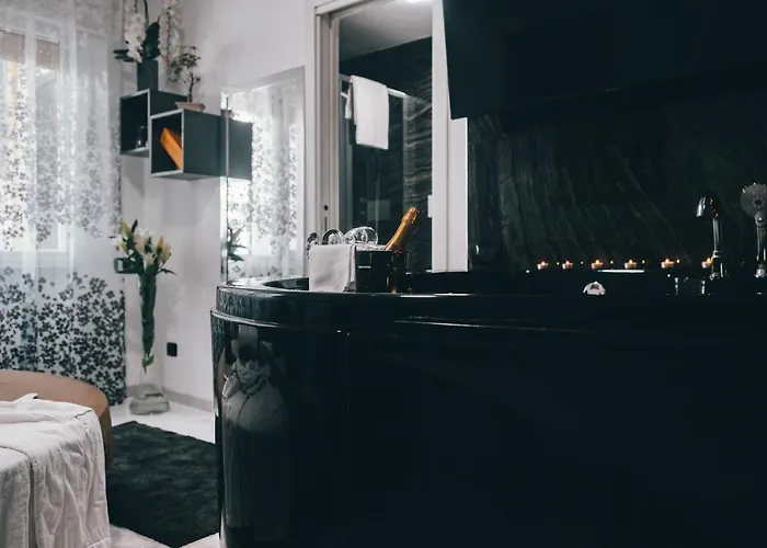 Gregorio Vii Luxury San Damaso Hotel 3*
